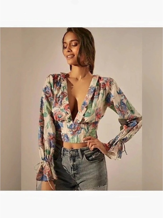Anthropologie Tops - Anthropologie By Anthropologie Long Sleeve Ruffled Tie Front Top Floral Multicol